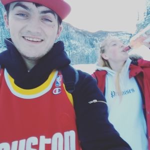 Meet your Posher, Kelley